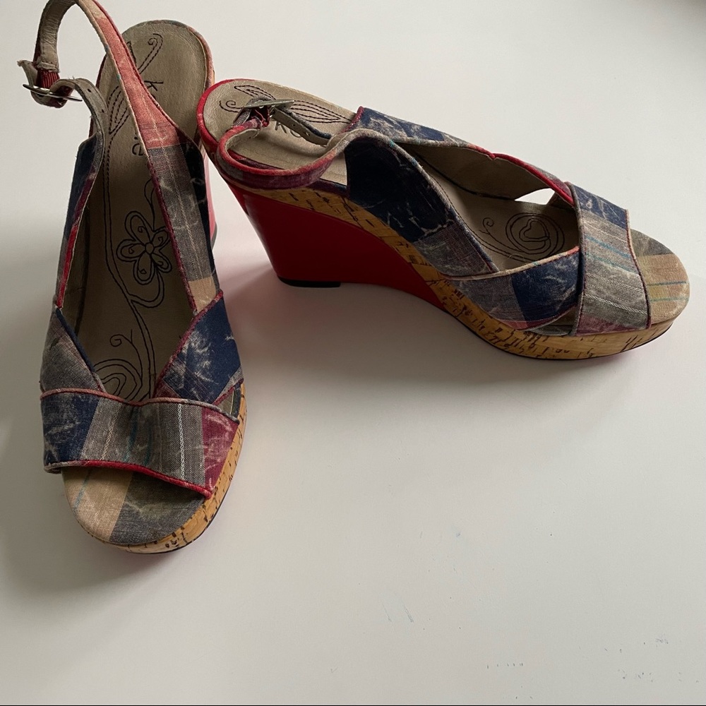Kenzie Reserved Wedges in red & navy blue size 7M like new